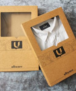 Hộp giấy có mặt kiếng